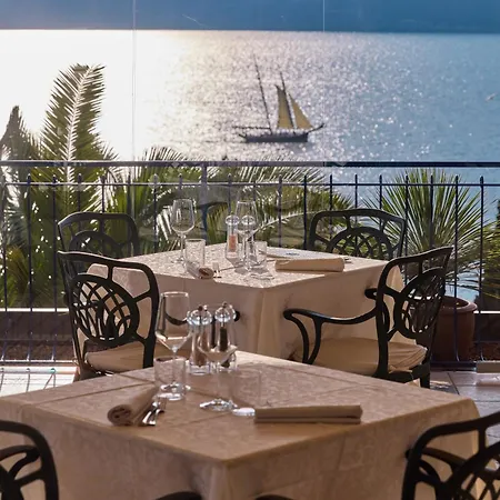 Capri Готель 3*